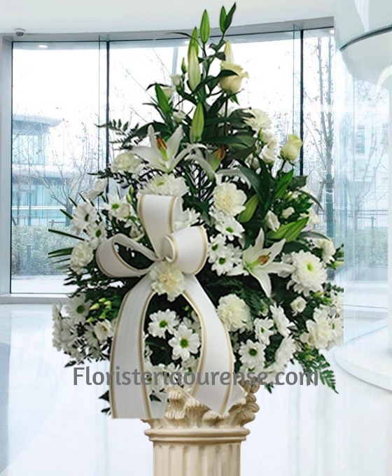 Centro de flores funerario extra blanco